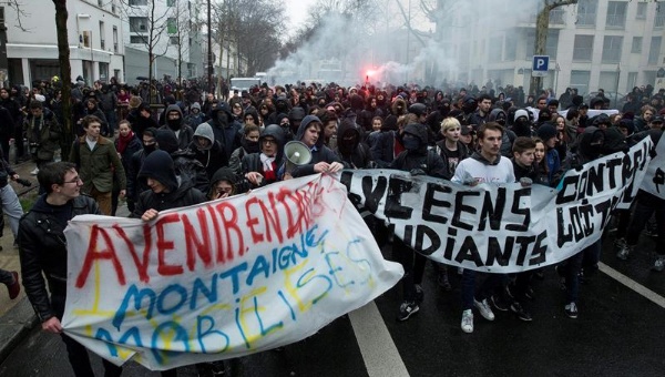 French workers continue to stand up for their rights